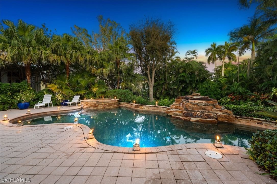 368 Hawser Lane, Naples, FL 34102 photo 3