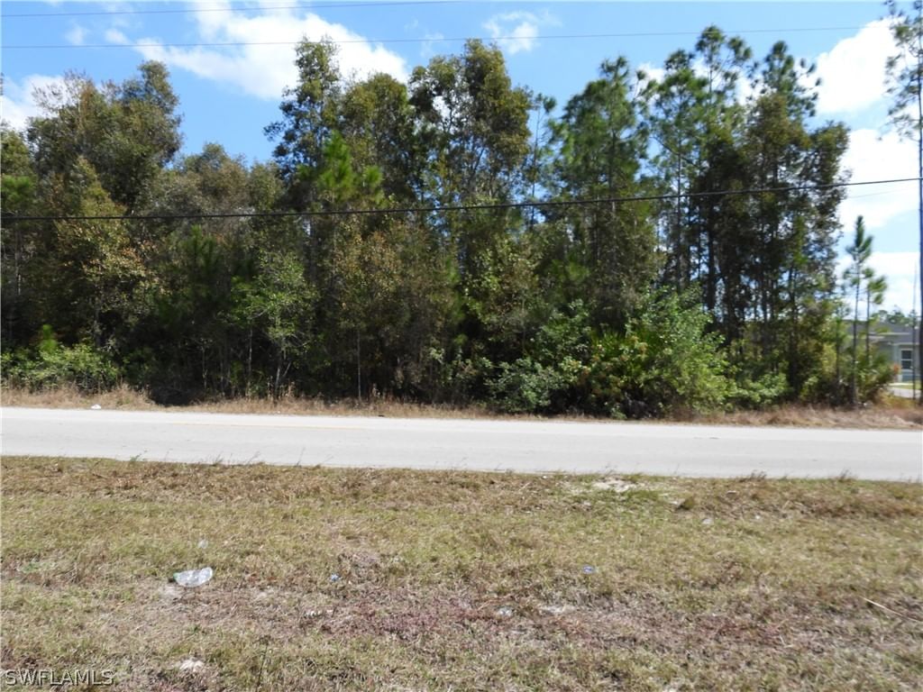 50XX Everglades Boulevard N, Naples, FL 34120 photo 2