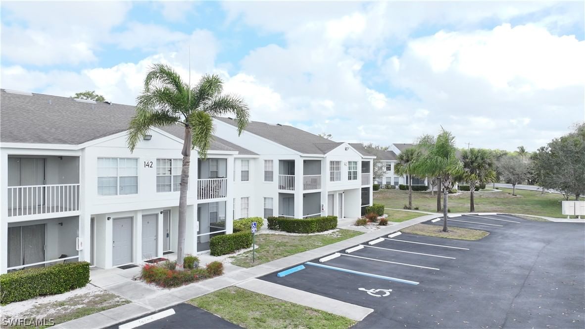 142 Santa Clara Drive #5, Naples, FL 34104 photo 2
