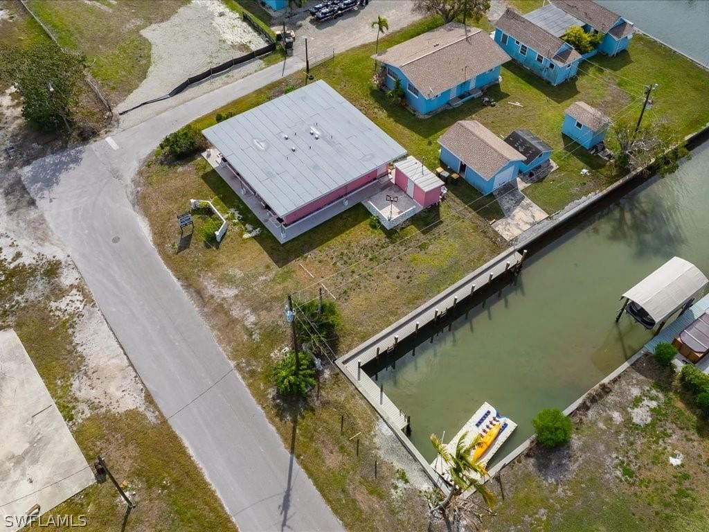 107 East Avenue, Goodland, FL 34140 photo 3
