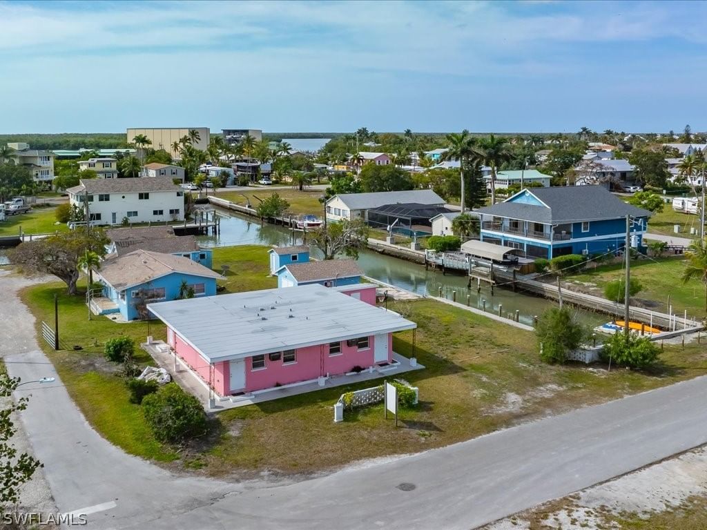 107 East Avenue, Goodland, FL 34140 photo 4