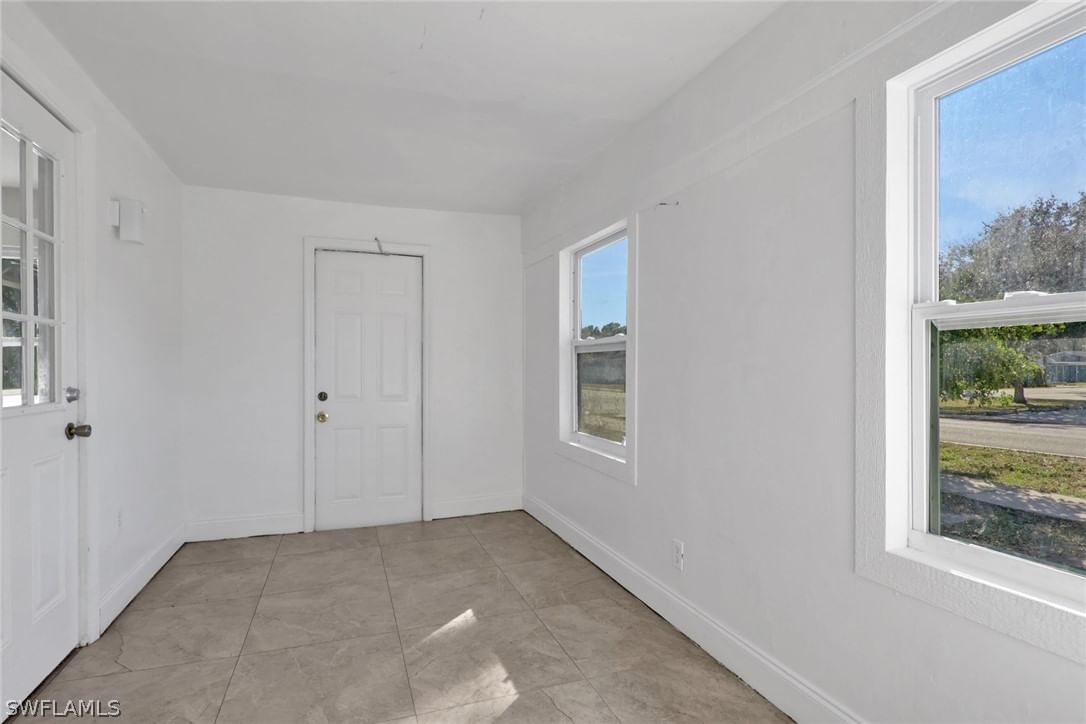 2933 Jackson Street, Fort Myers, FL 33901 photo 5