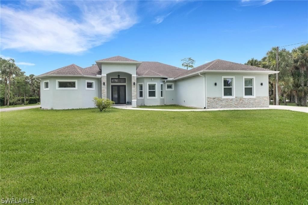 1086 21st Street SW, Naples, FL 34117 photo 2