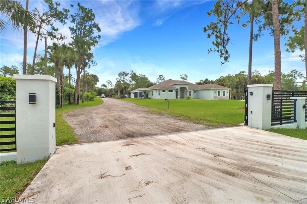 1086 21st Street SW, Naples, FL 34117 photo 5