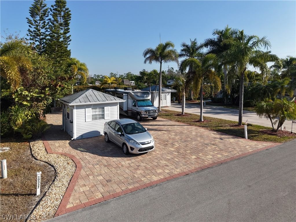 10337 Nightwood Dr. Dr, Fort Myers, FL 33905 photo 2