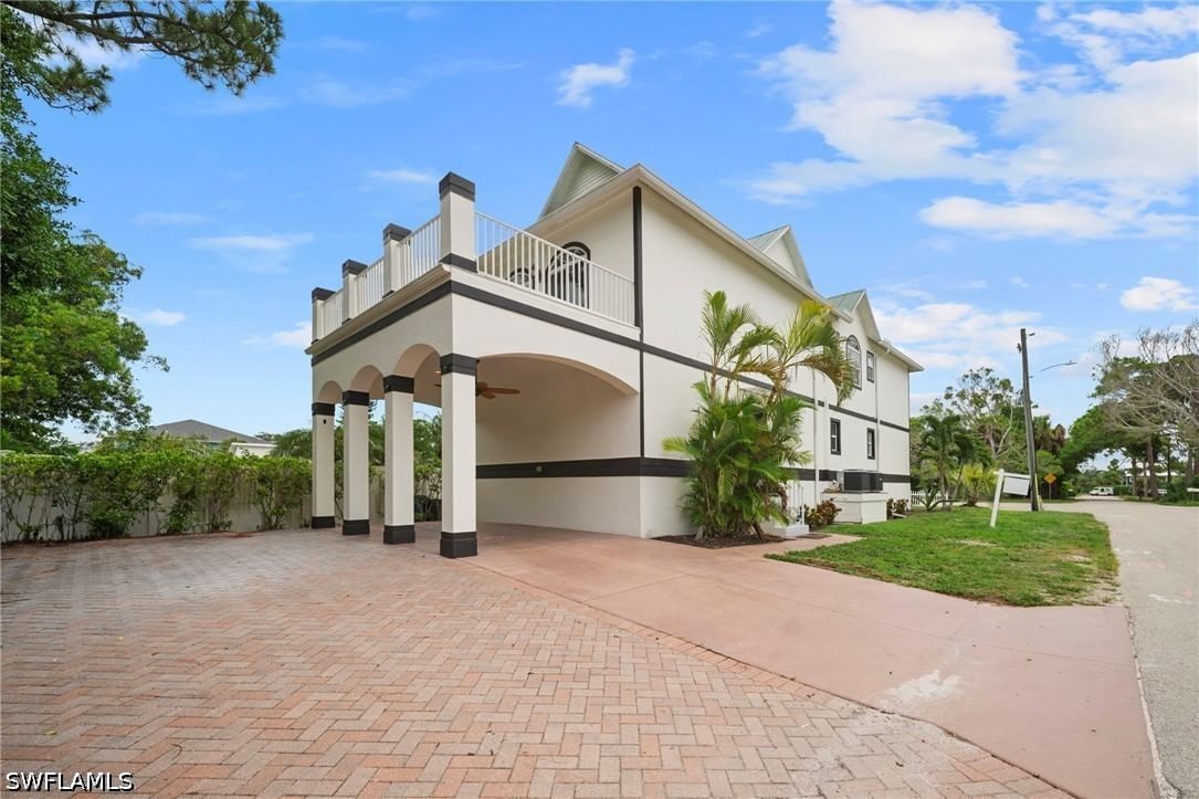 4011 Tarpon Avenue, Bonita Springs, FL 34134 photo 2