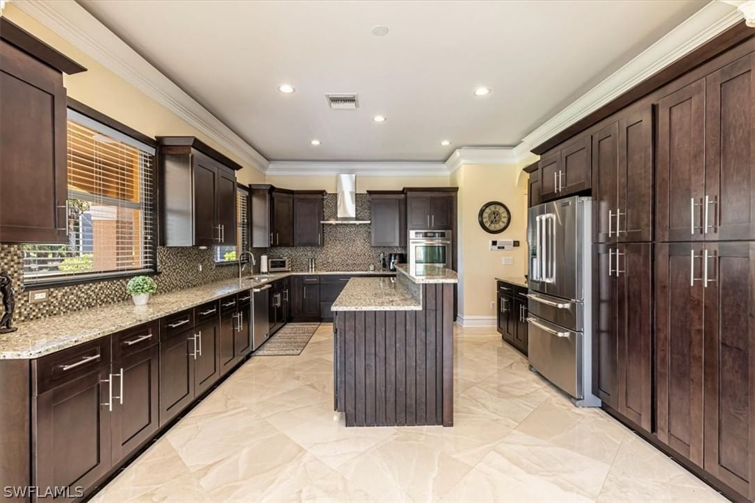 2135 Par Drive, Naples, FL 34120 photo 3