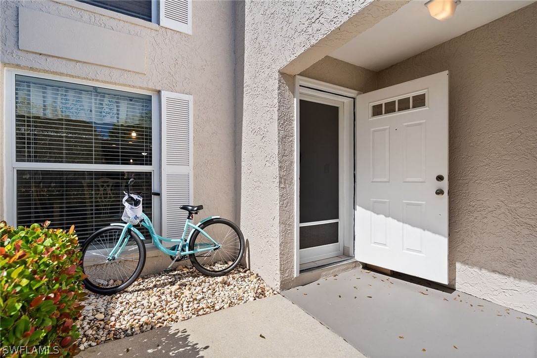 821 Gulf Pavilion Drive #106, Naples, FL 34108 photo 4