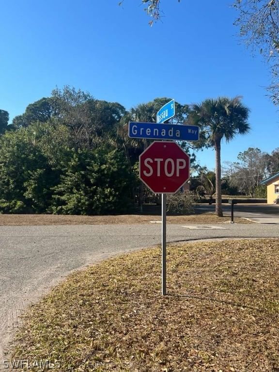 13901 NASSAU Drive, Fort Myers, FL 33905 photo 2