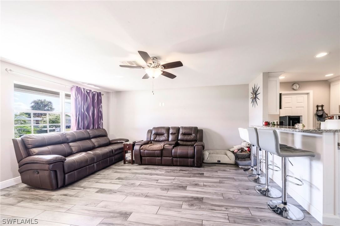 1701 Framingham Court, Fort Myers, FL 33907 photo 3