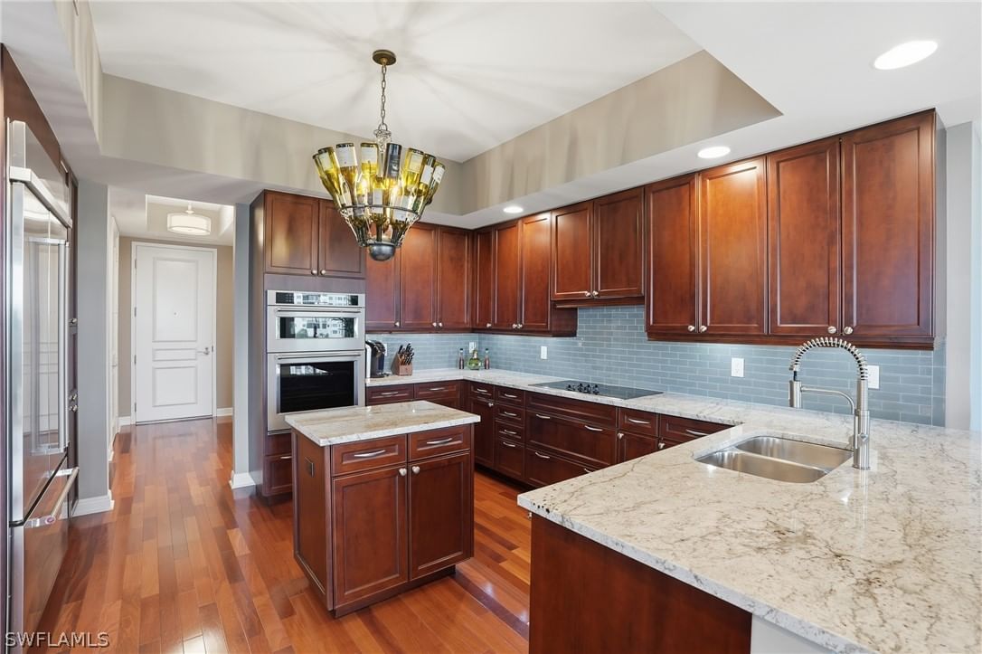 5051 Pelican Colony Boulevard #301, Bonita Springs, FL 34134 photo 2