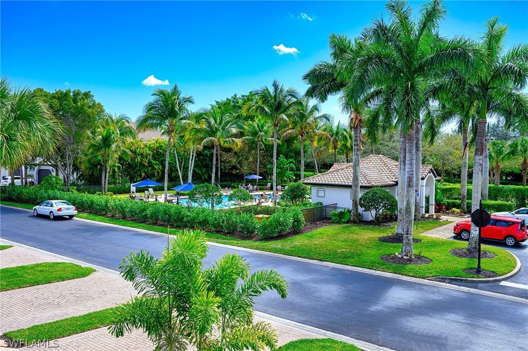 3745 Montreux Lane #3-202, Naples, FL 34114 photo 4