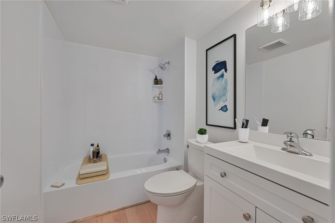72 7th Street S #108, Naples, FL 34102 photo 5
