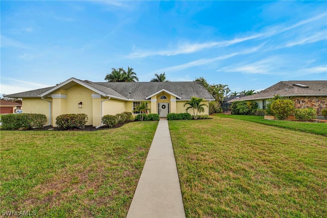 390 Saint Andrews Boulevard, Naples, FL 34113 photo 4