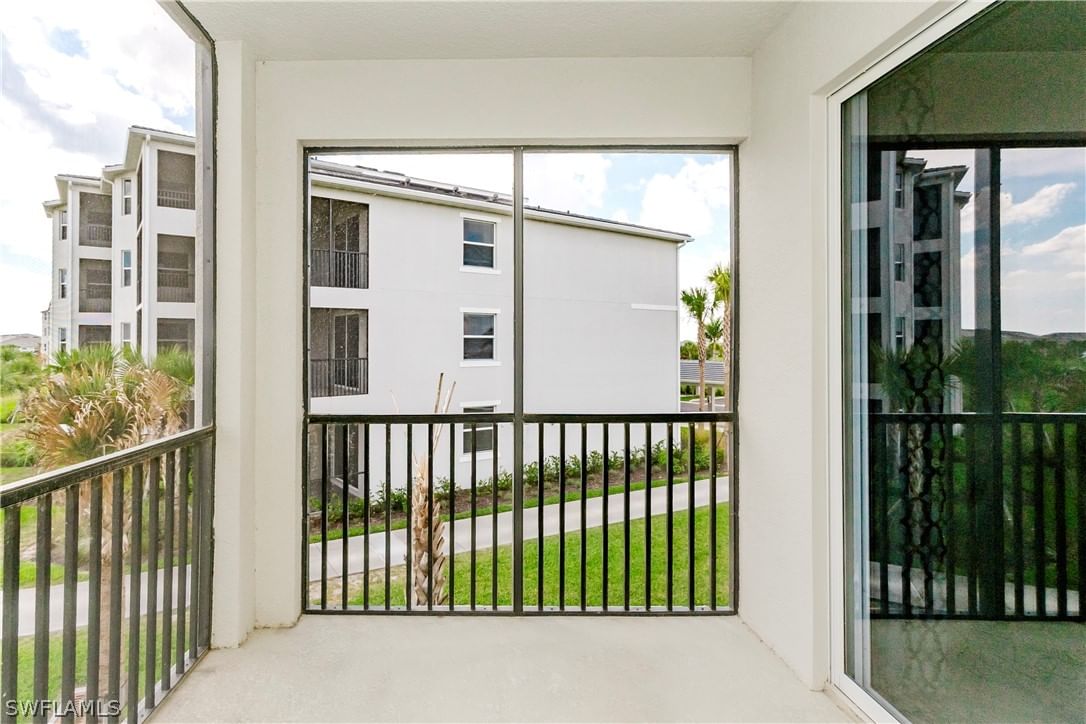 5527 DOUBLE EAGLE Circle #3828, Ave Maria, FL 34142 photo 2
