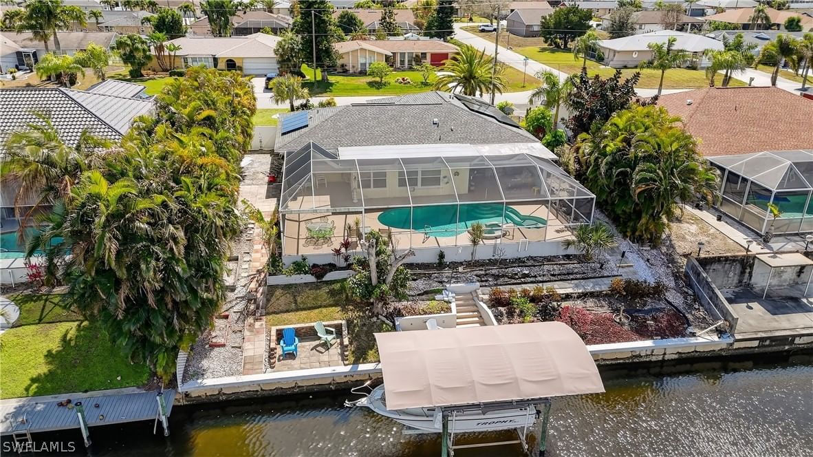 1305 SE 29th Terrace, Cape Coral, FL 33904 photo 4