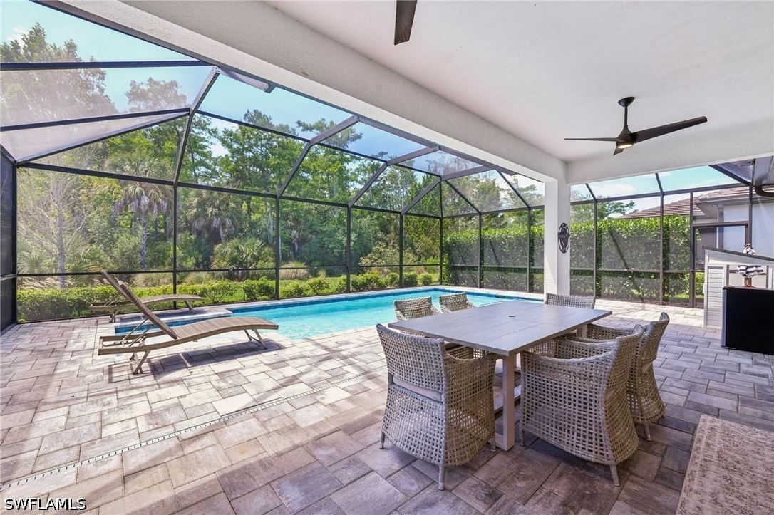 10395 Ventana Lane, Naples, FL 34120 photo 3