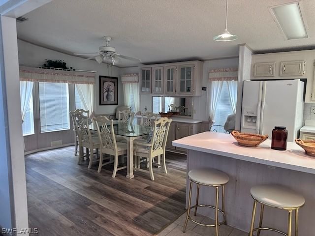 1025 Silver Lakes Boulevard, Naples, FL 34114 photo 5