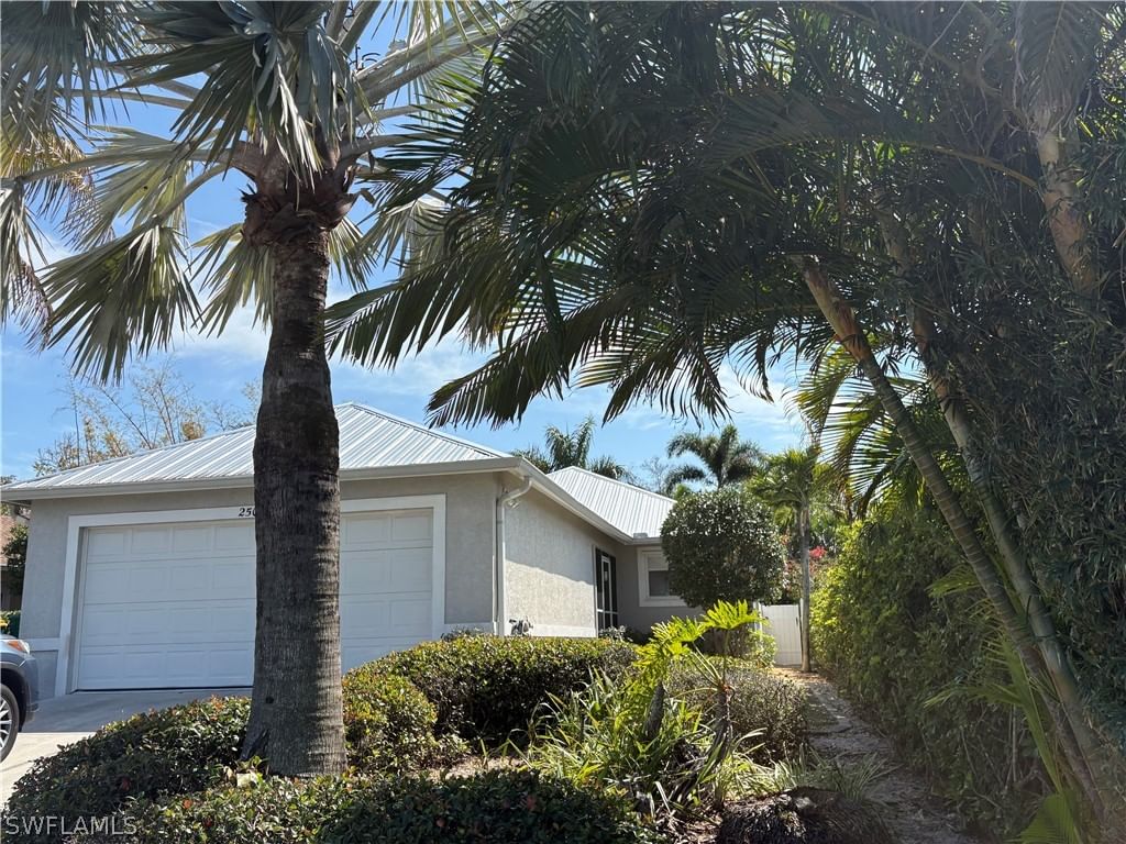 2500 Lee Street, Naples, FL 34112 photo 5