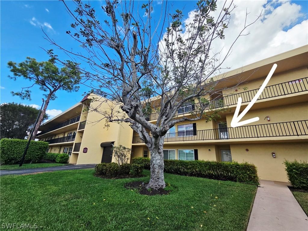 1086 Forest Lakes Drive #9207, Naples, FL 34105 photo 2