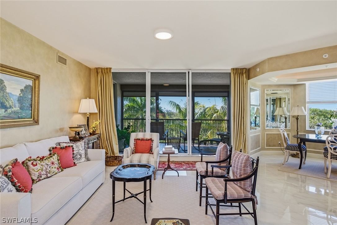 7225 Pelican Bay Boulevard #305, Naples, FL 34108 photo 2