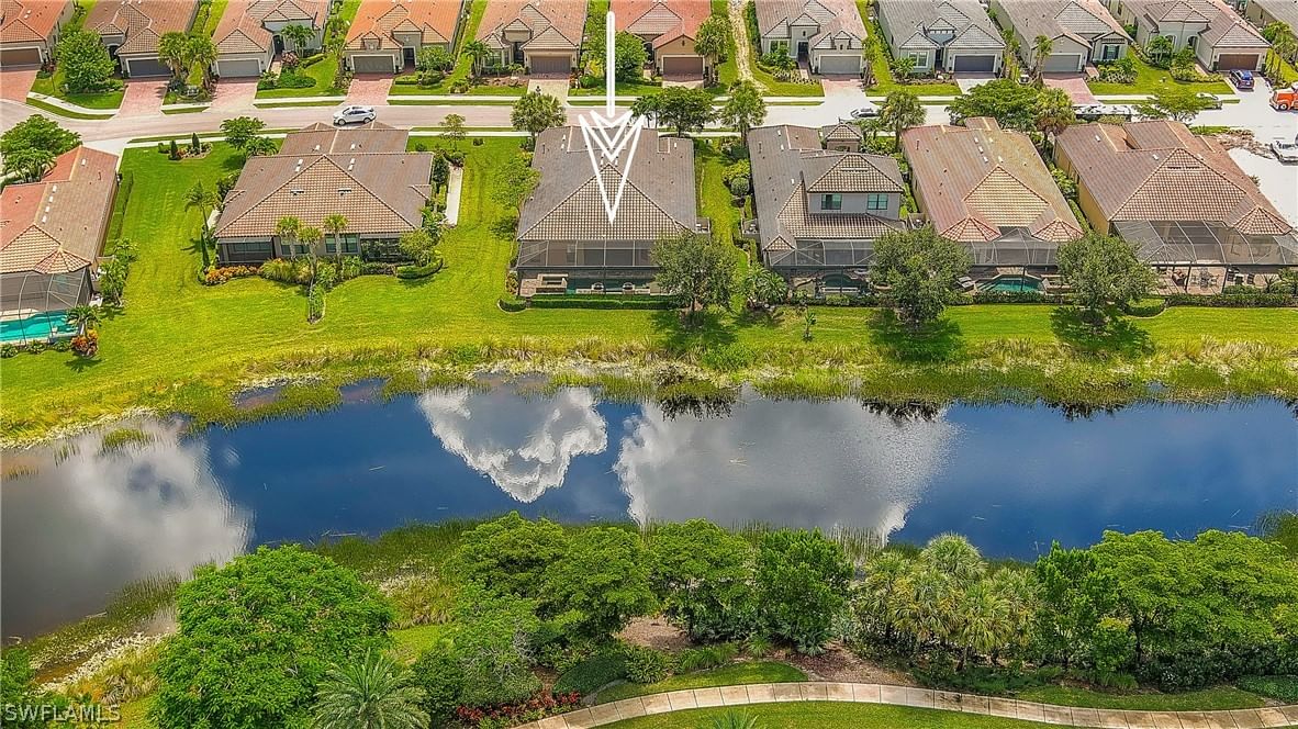 8591 Maggiore Court, Naples, FL 34114 photo 4