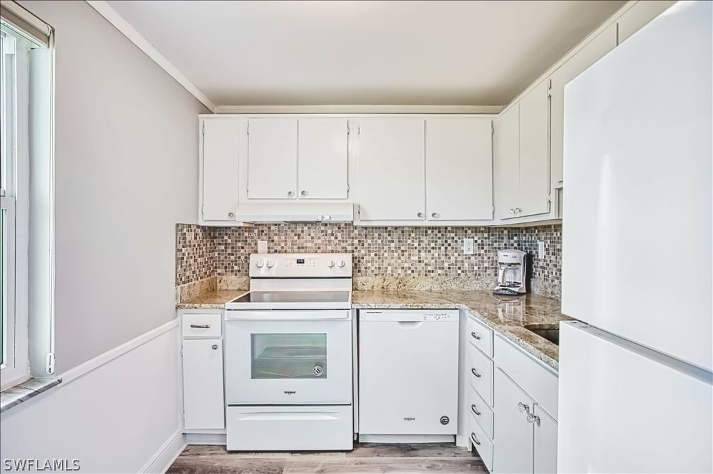6220 Augusta Drive #107, Fort Myers, FL 33907 photo 2
