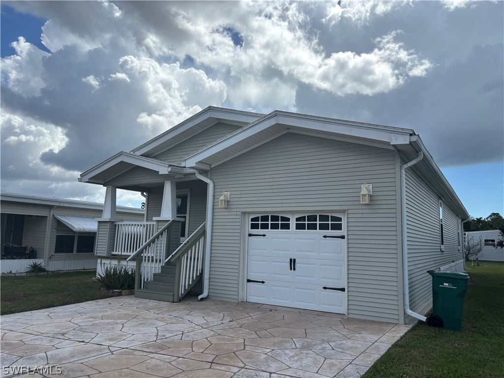 12 Aquamarine Avenue #12Q, Naples, FL 34114 photo 2