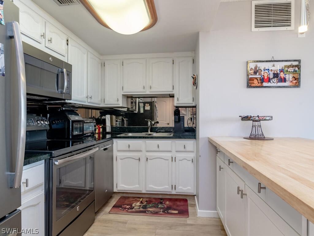 180 Seaview Court #612, Marco Island, FL 34145 photo 4