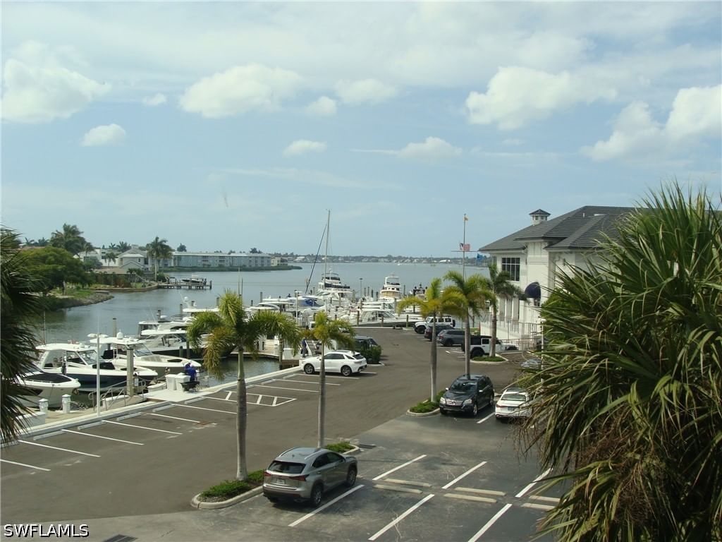 807 River Point Drive #201D, Naples, FL 34102 photo 2
