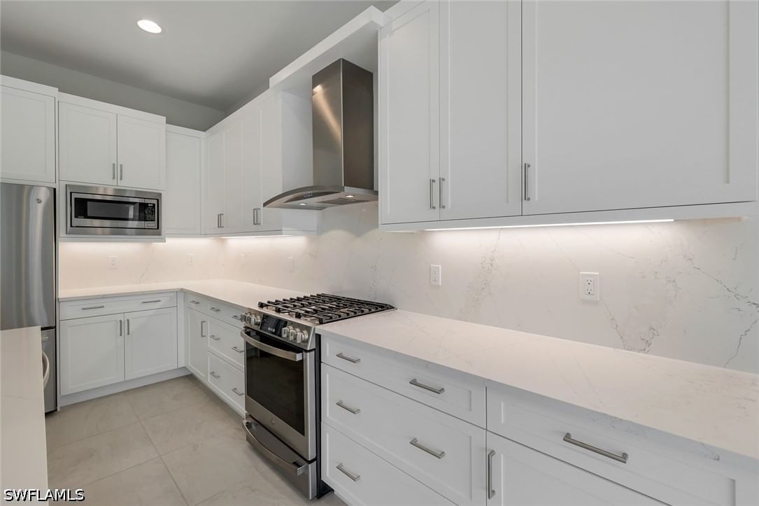 2741 Durham Circle, Naples, FL 34112 photo 2