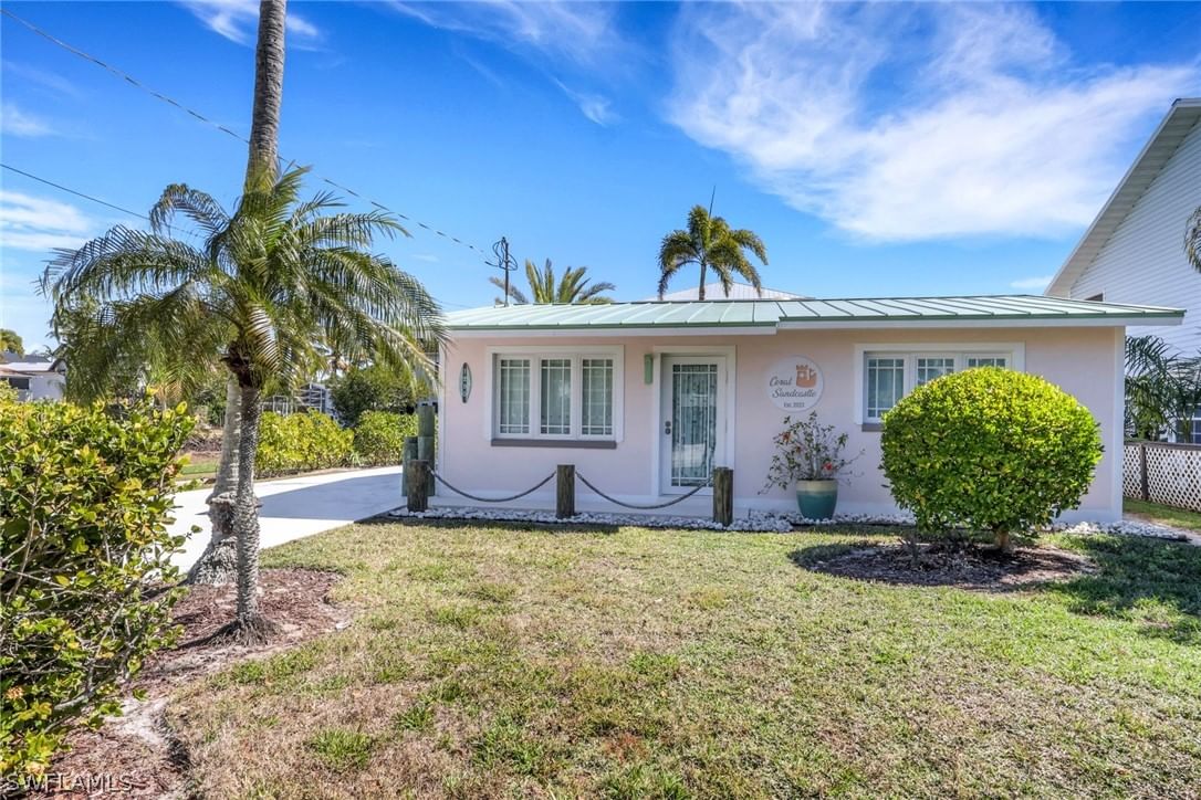 1290 Venetian Way, Naples, FL 34110 photo 2