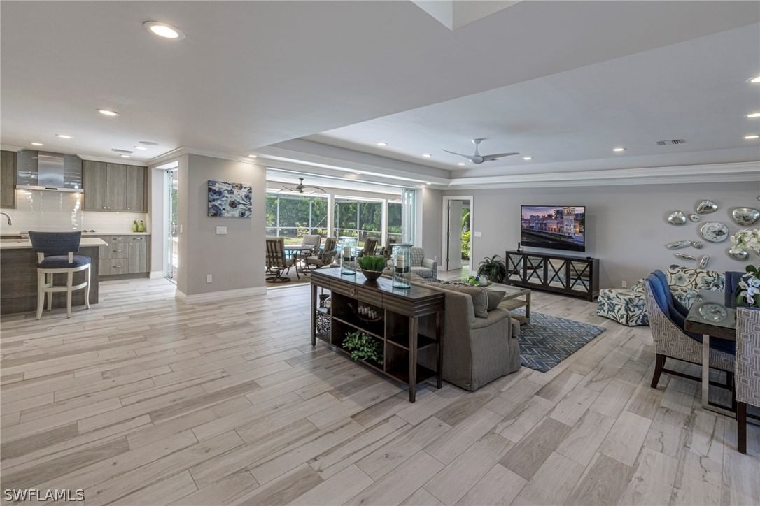 3720 Parkview Way, Naples, FL 34103 photo 2