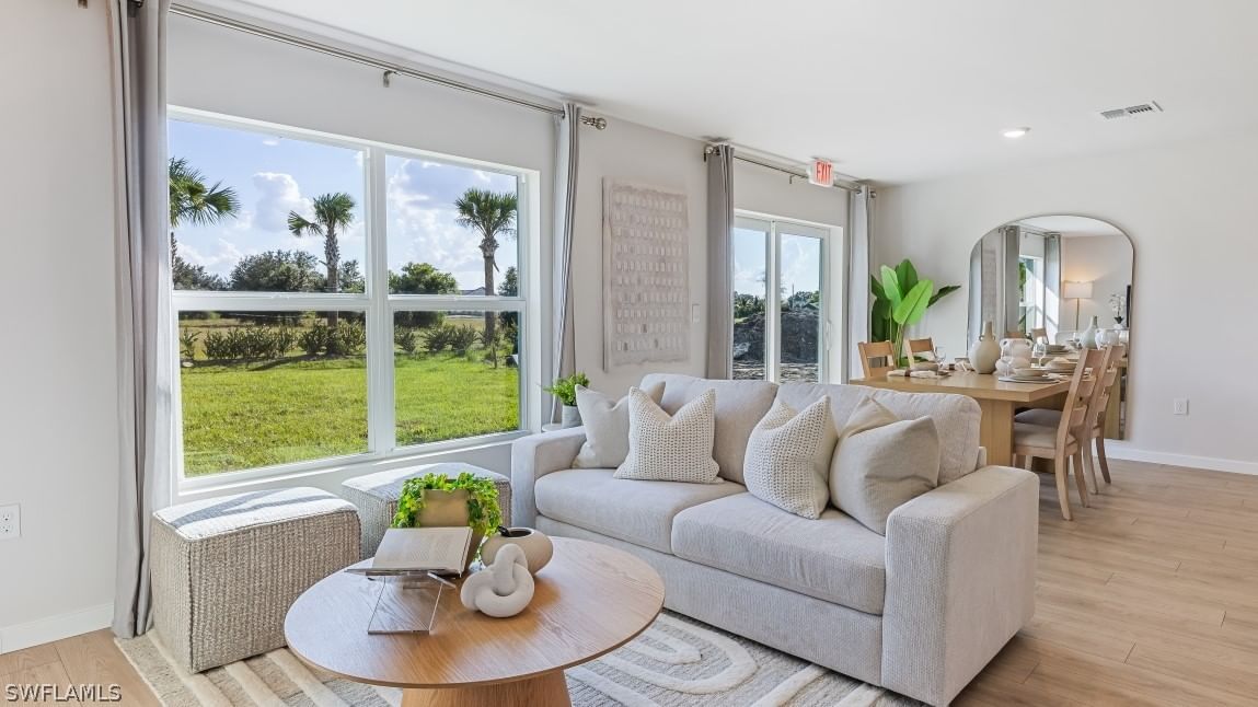 1202 NE 7th Place, Cape Coral, FL 33909 photo 4