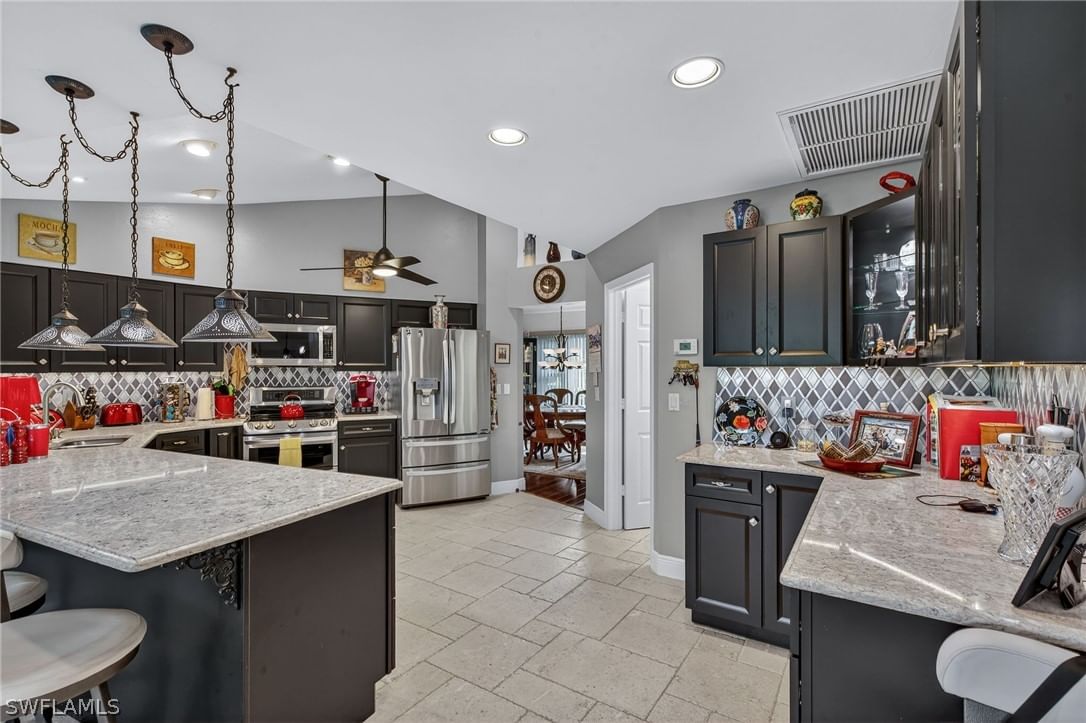 681 Saint Andrews Boulevard, Naples, FL 34113 photo 4