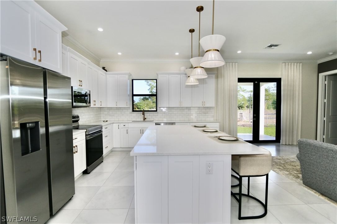 2017 47th Avenue NE, Naples, FL 34120 photo 3