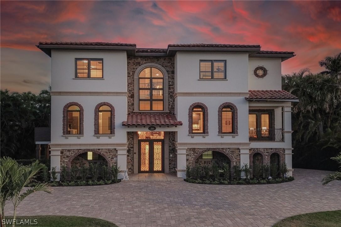 200 S Golf Drive, Naples, FL 34102 photo 4