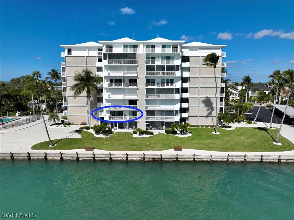 60 Pelican Street W #206, Naples, FL 34113 photo 2