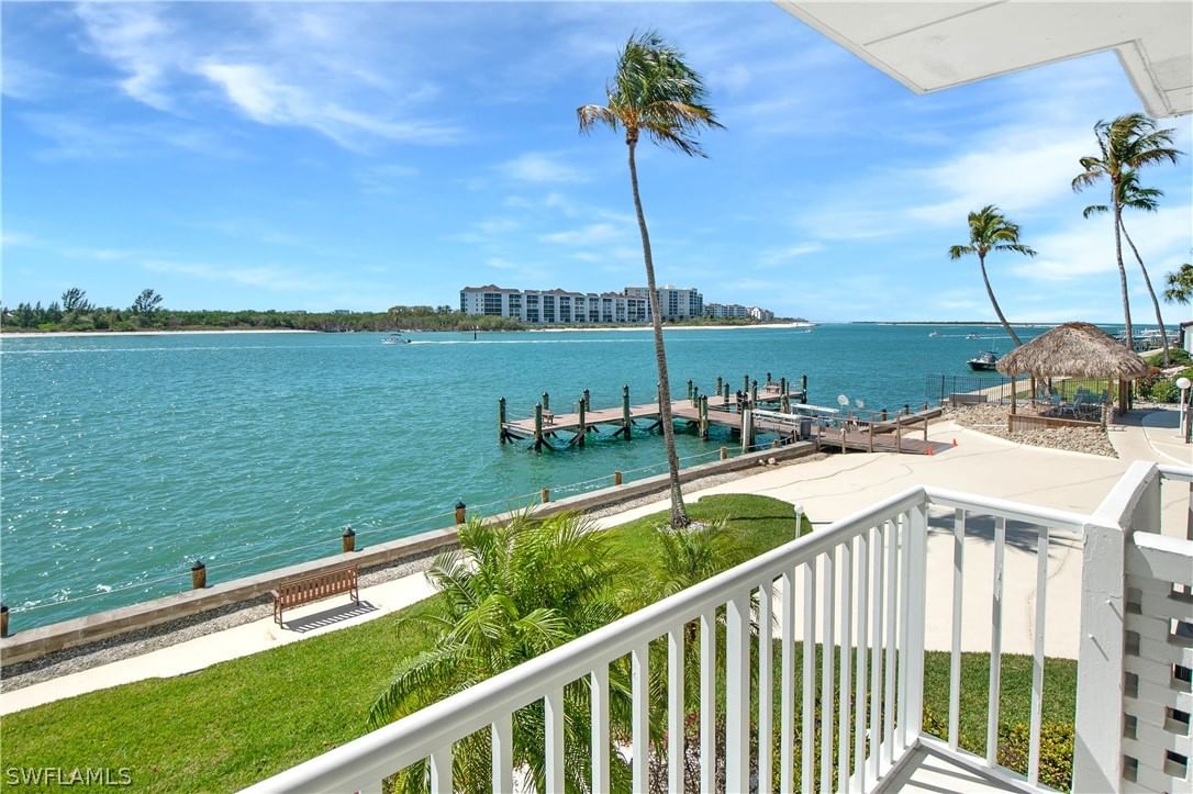 60 Pelican Street W #206, Naples, FL 34113 photo 5