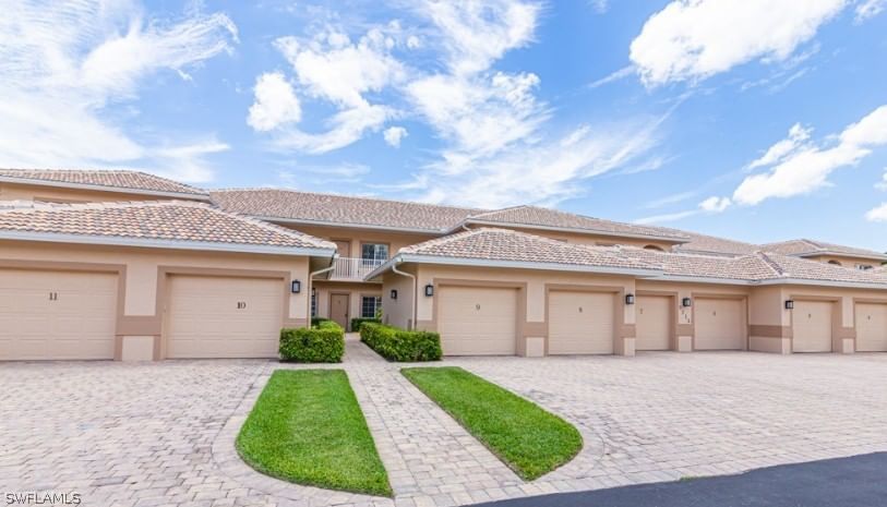 9113 Michael Circle #9, Naples, FL 34113 photo 5