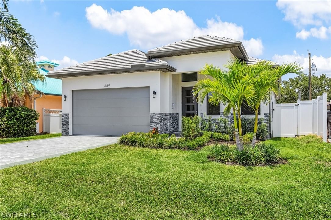 859 108th Avenue N, Naples, FL 34108 photo 3