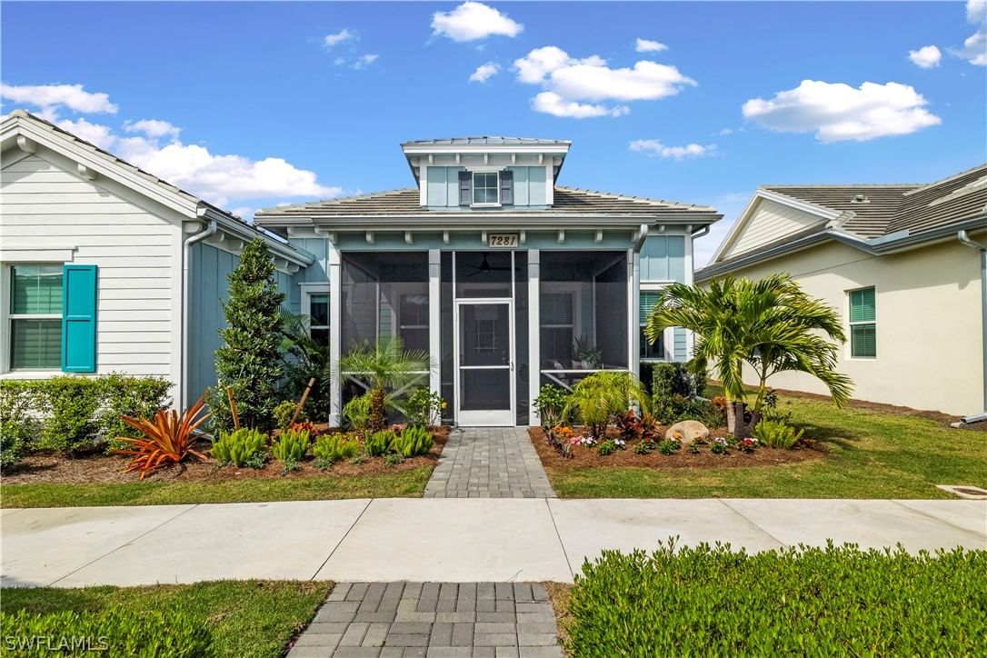 7281 Saona Court, Naples, FL 34113 photo 4
