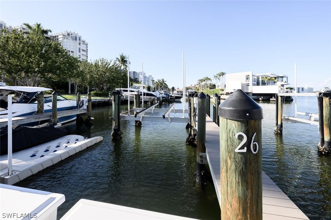 BS# 26 4090 Gulf Shore Boulevard N, Naples, FL 34103 photo 2