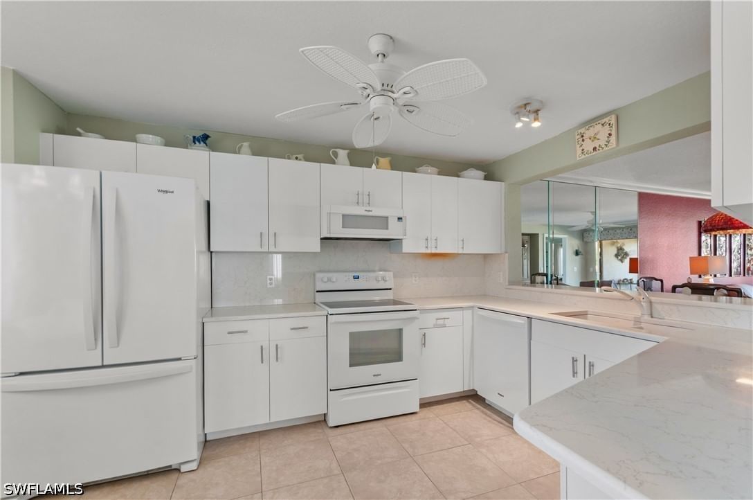 515 Gabriel Circle #1901, Naples, FL 34104 photo 3