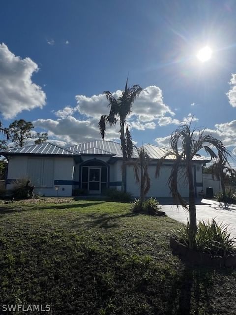 360 Eisenhower Boulevard, Lehigh Acres, FL 33974 photo 3