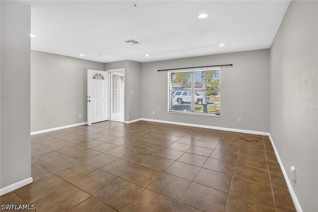 1413/1415 SE 23rd Place, Cape Coral, FL 33990 photo 4