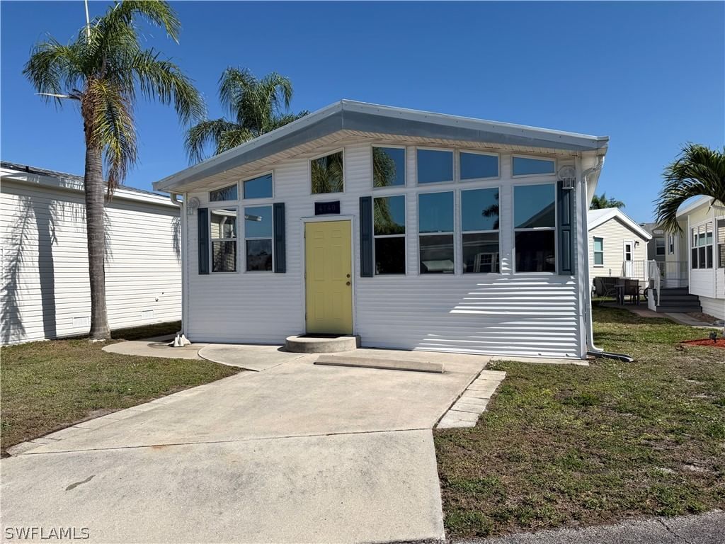 4740 Slash Pine Way W, Estero, FL 33928 photo 2