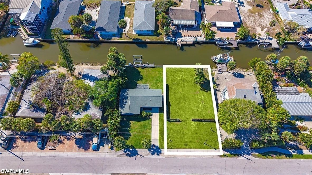 2754 Bayview Drive, Naples, FL 34112 photo 4