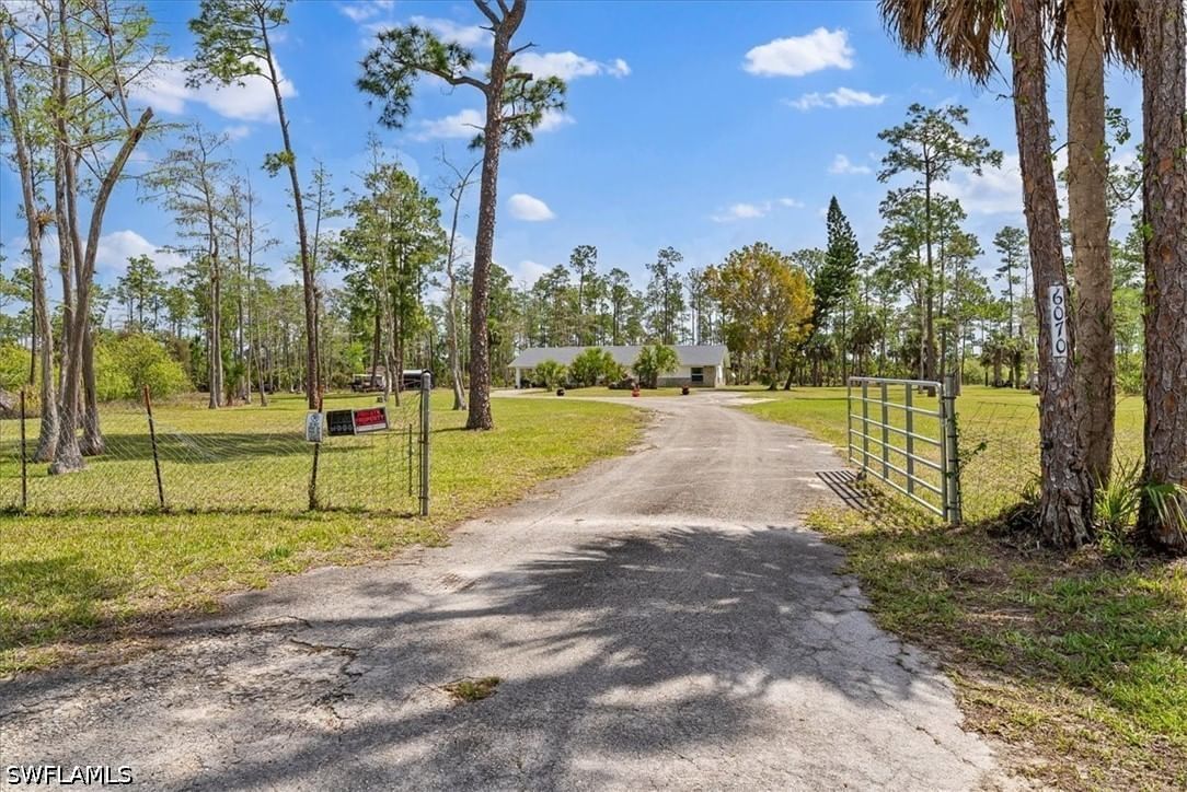 6070 Lee Williams Road, Naples, FL 34117 photo 4