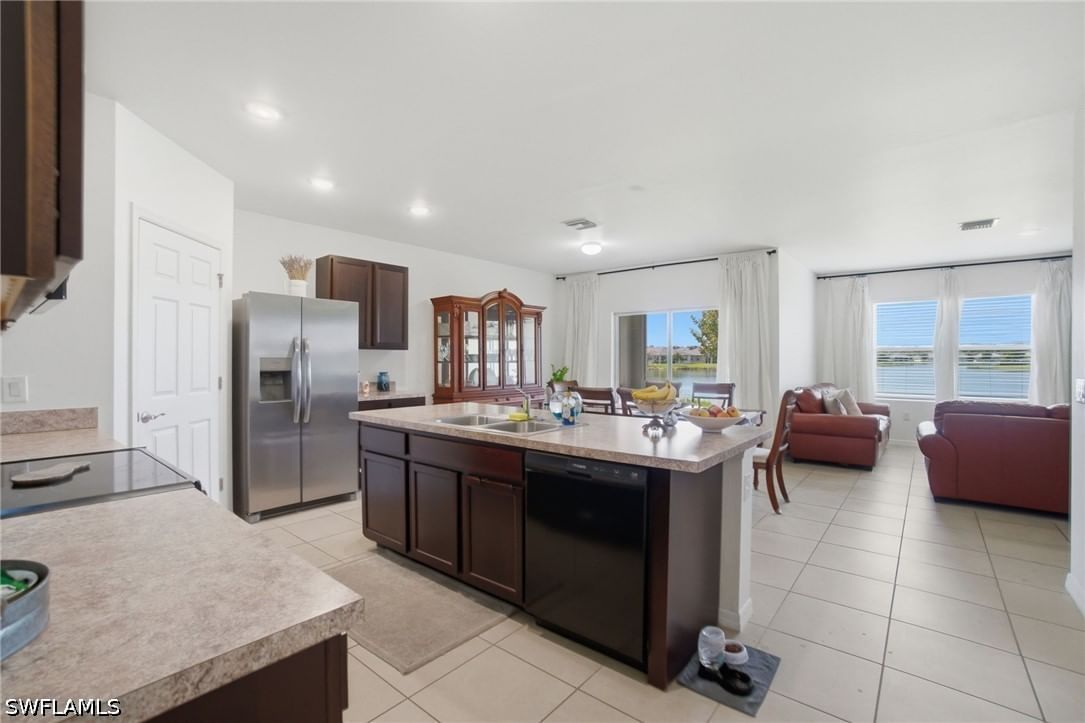 3422 Cancun Court, Cape Coral, FL 33909 photo 4